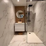 Апартаменты With Garden *